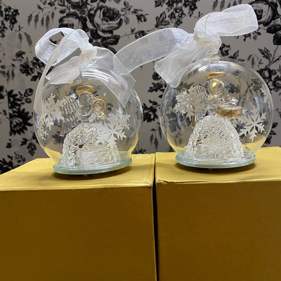 * Glass Angel Ornaments blown glass drummer trumpet player in clear globe 2 set - Picture 7 of 12